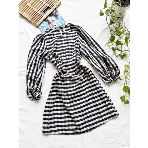 H&M kockás ruha