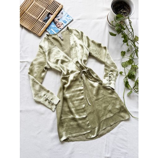 Asos almazöld szatén miniruha