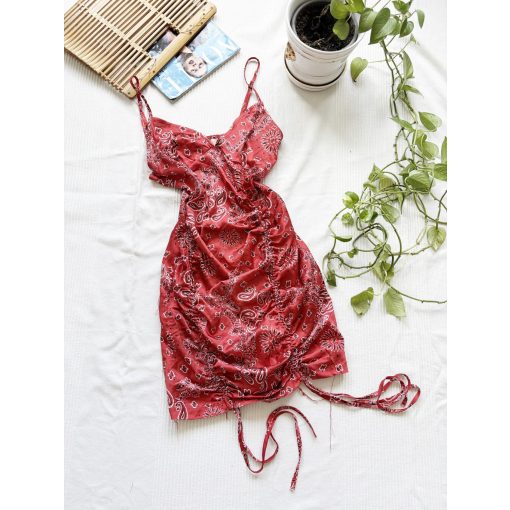 Prettylittlething ruha