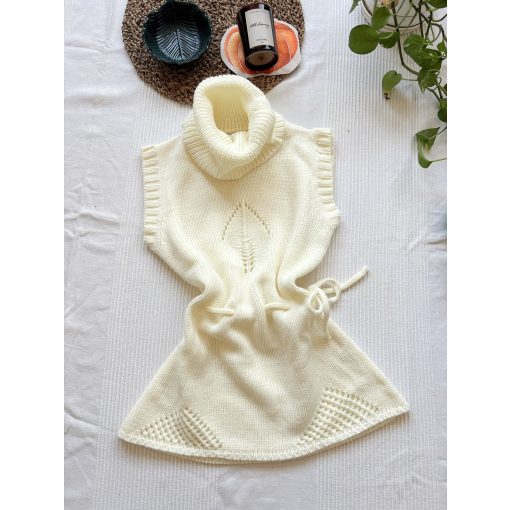 Tört fehér kötött mellény 